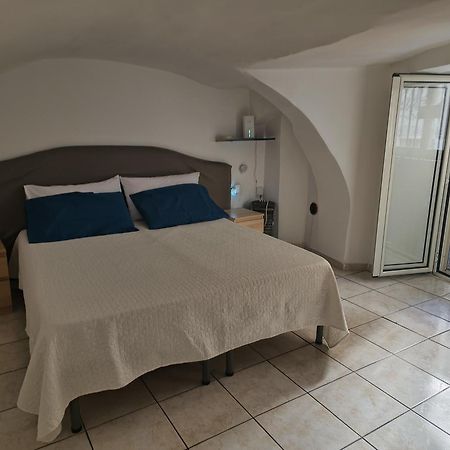 Апартаменты Storico House Неаполь Экстерьер фото